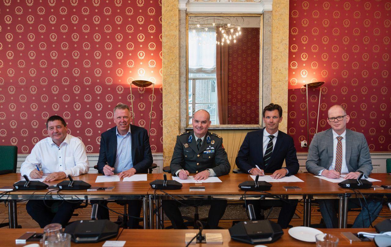 Defensie en bonden tekenen AV-akkoord 2025-2026