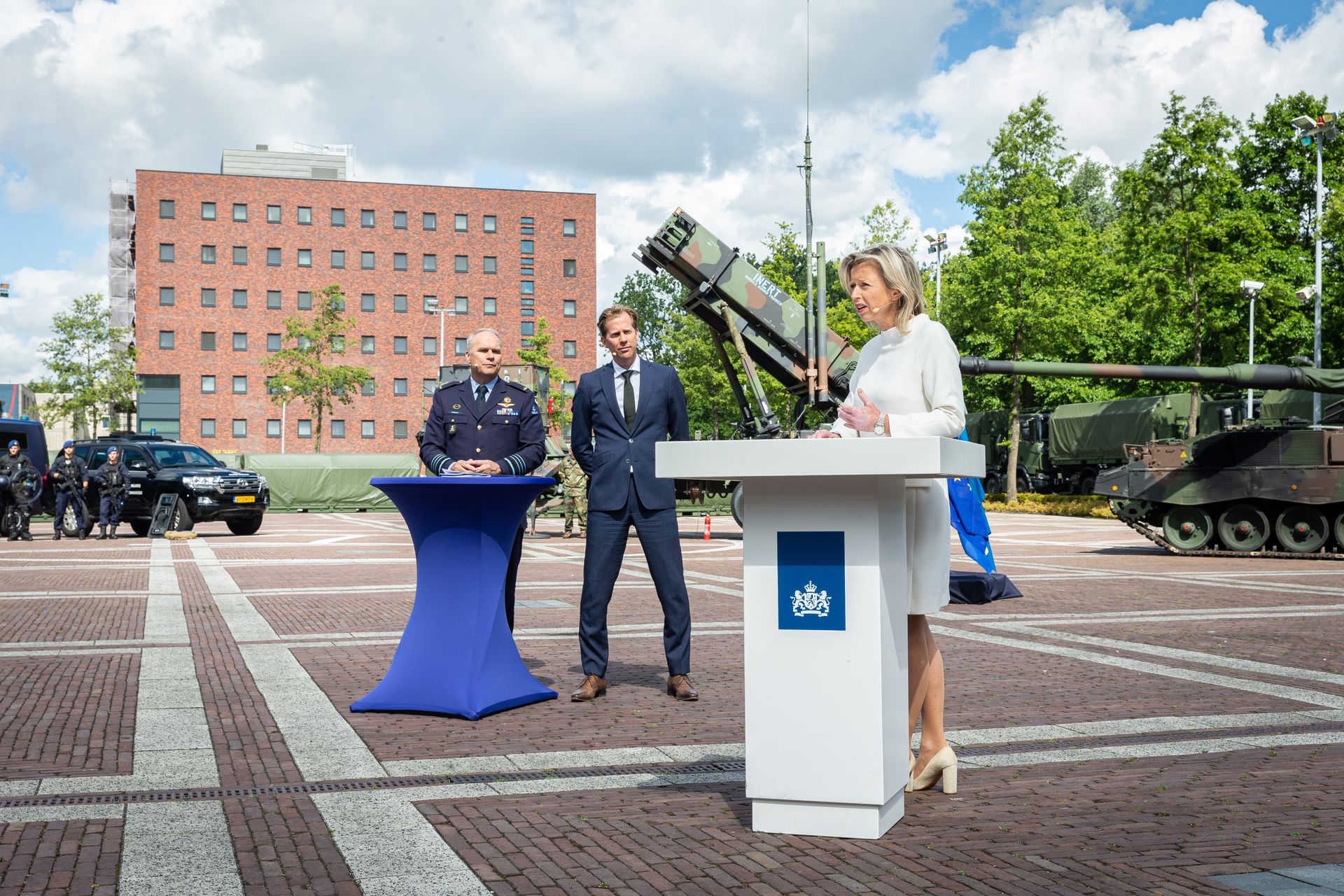 Iets met een ezel en een steen