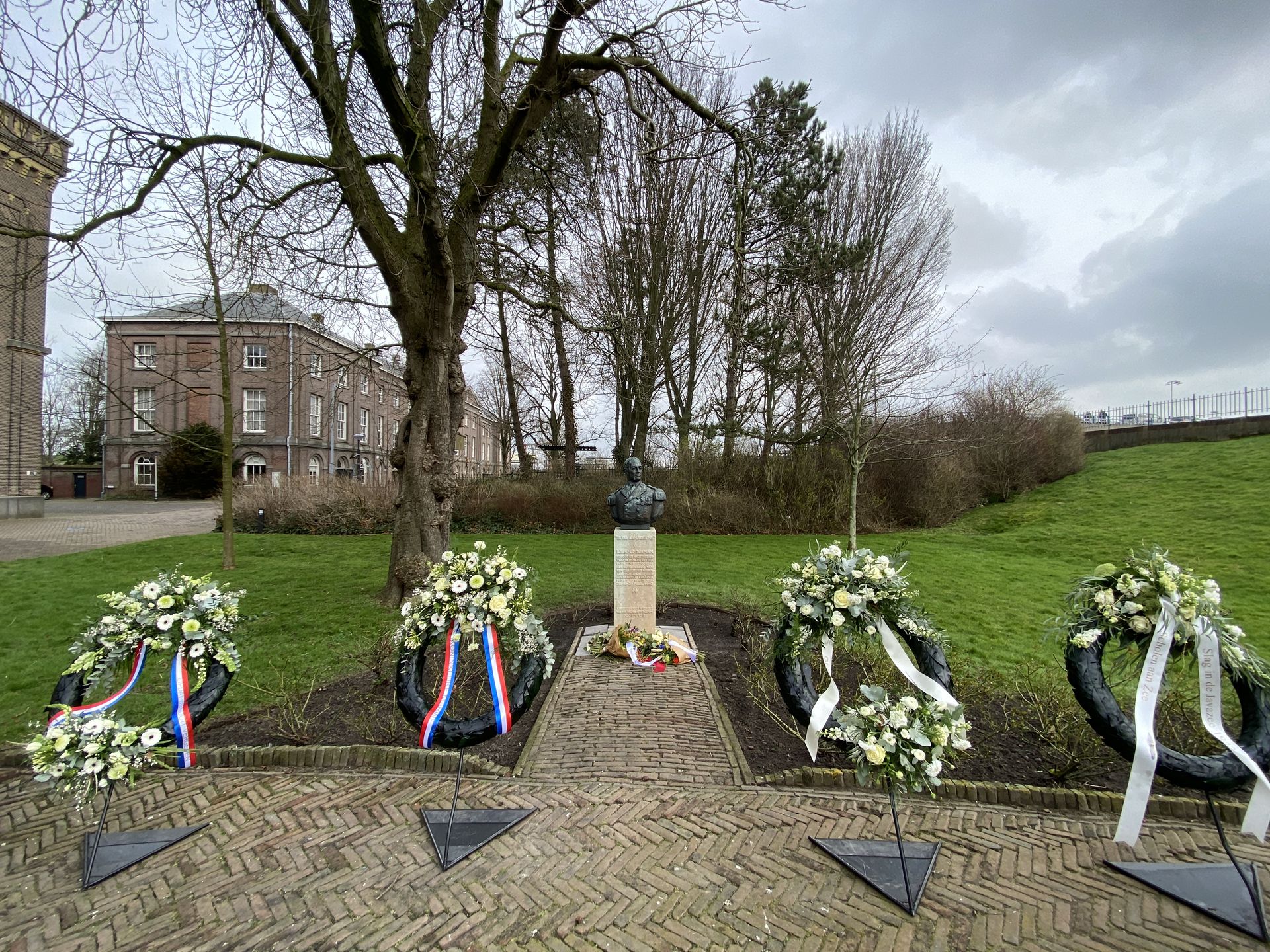 Slag in de Javazee herdacht
